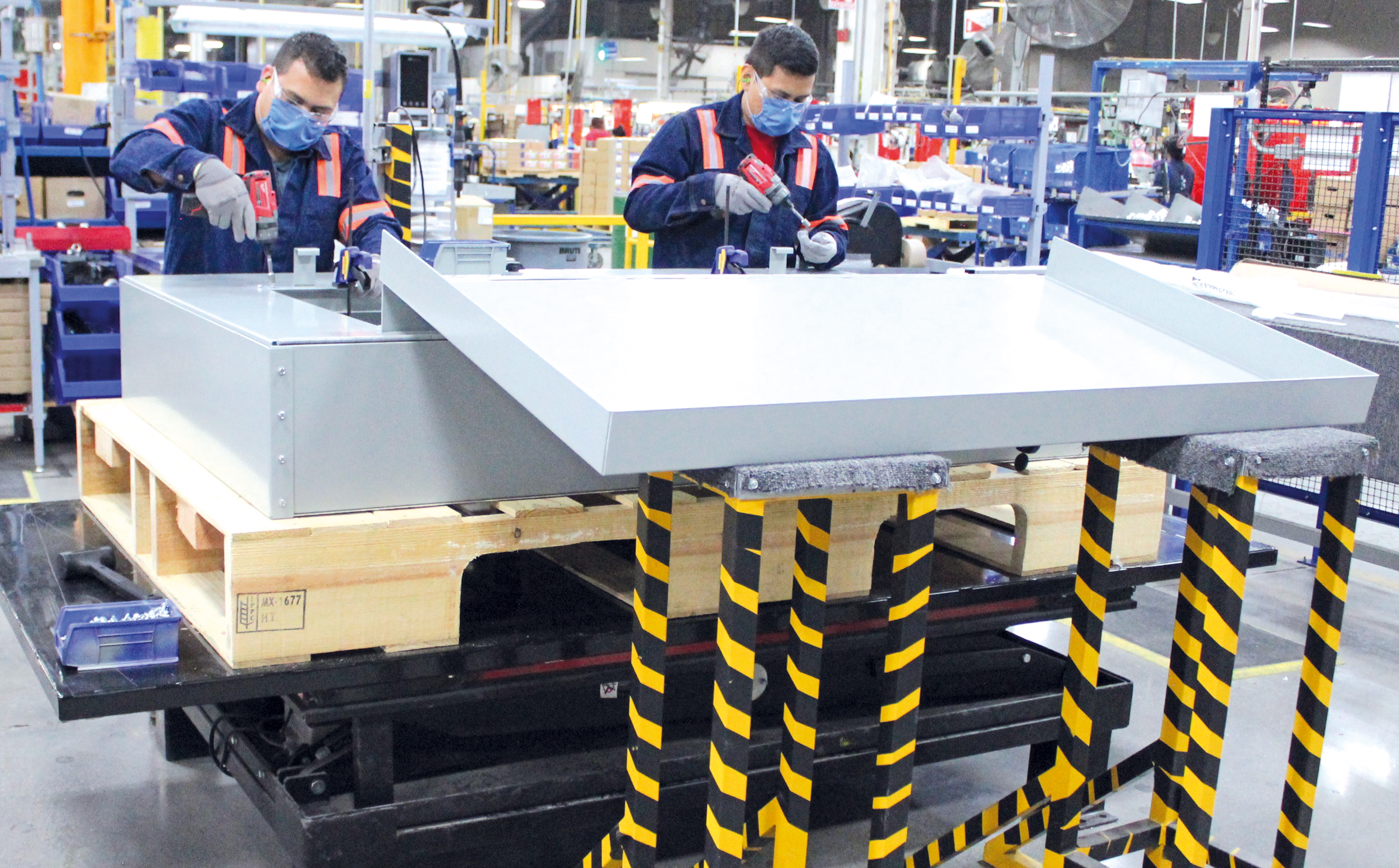Manufacturing boosts the industrial real estate market